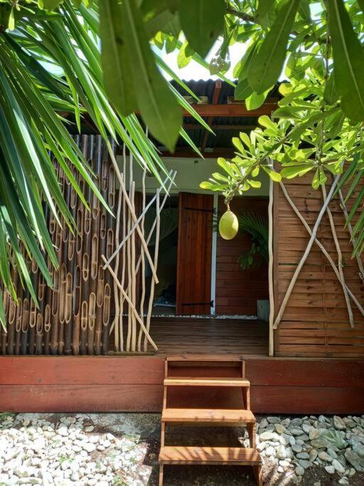 Bungalow Atypique Ti Bambou A 500M De La Plage Sainte-Anne  Exterior photo